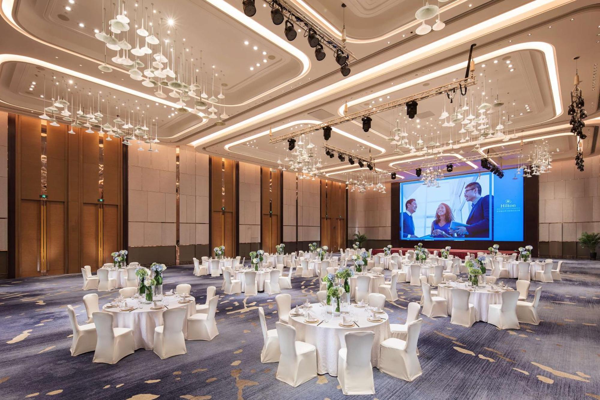 Hilton Jinan South Hotel & Residences Exterior foto